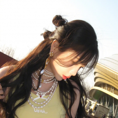 美女别闹我只是保安